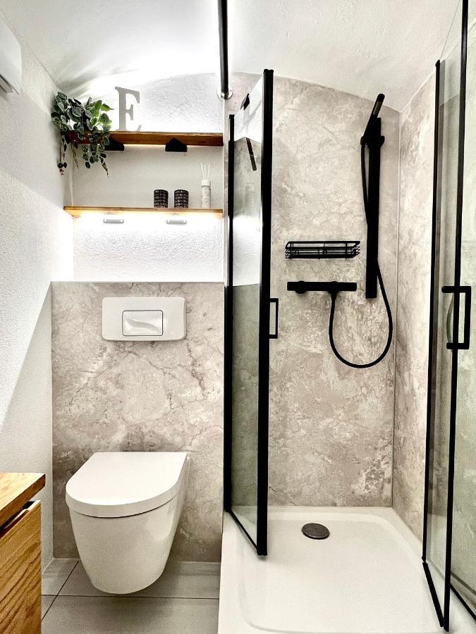 Apartment Elysium Am Rosengarten Bad Elster Bagian luar foto